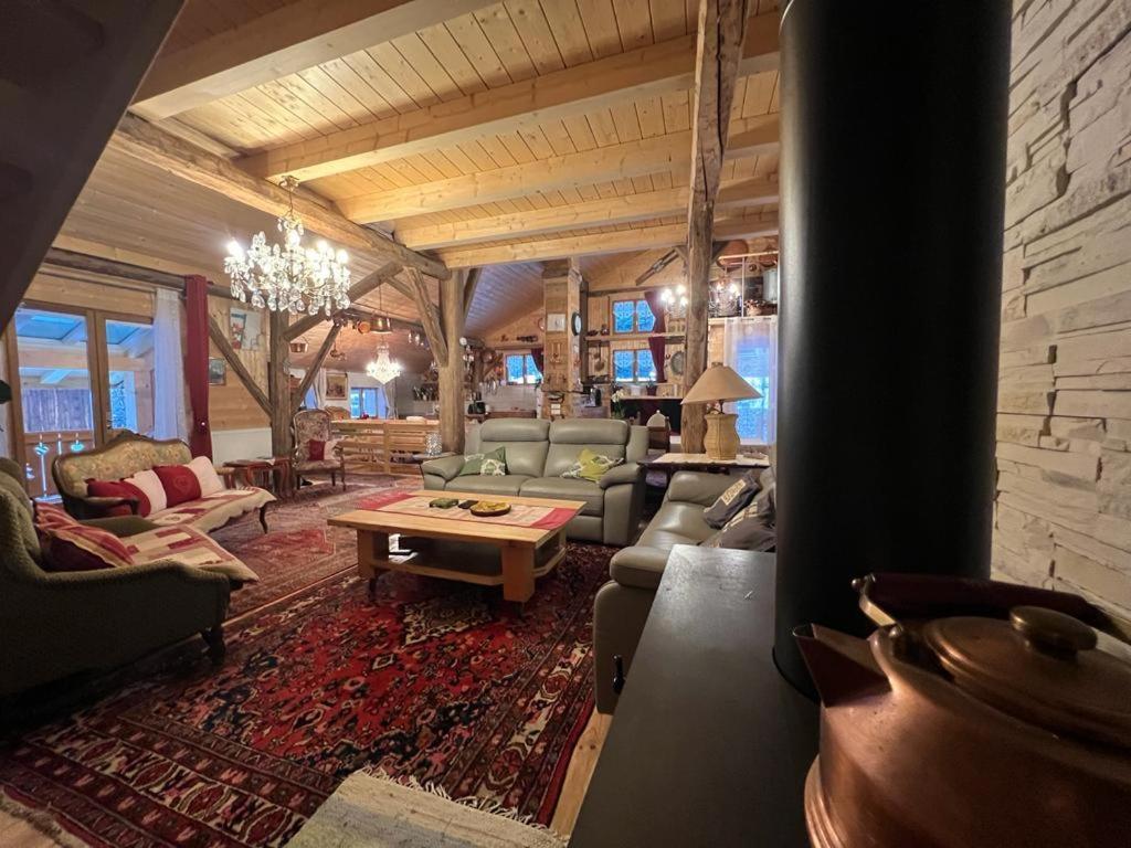 Ferme Savoyarde Renovee 2 Chambres Les Carroz d'Araches Luaran gambar